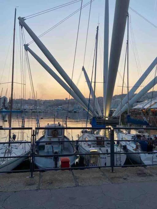 Apartmán La Finestra Sul Cielo Del Porto Antico Di Genova Exteriér fotografie